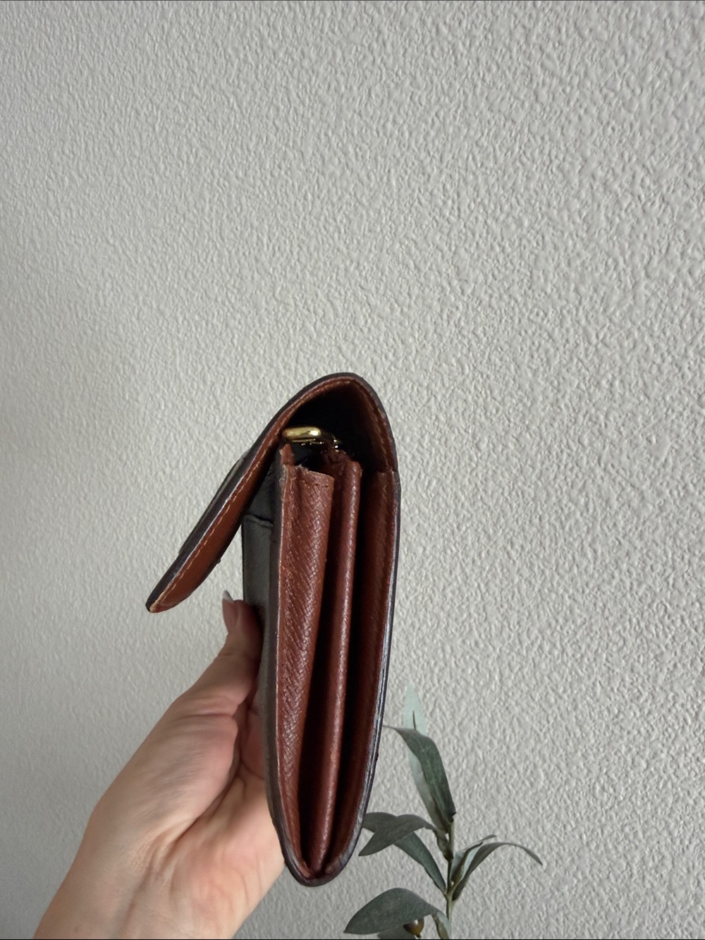 LOUIS VUITTON MONOGRAM SARAH WALLET authentic - Picture 9 of 12